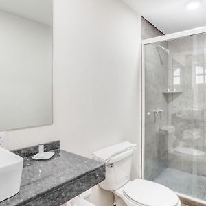 One-Bedroom Apartment Terrace